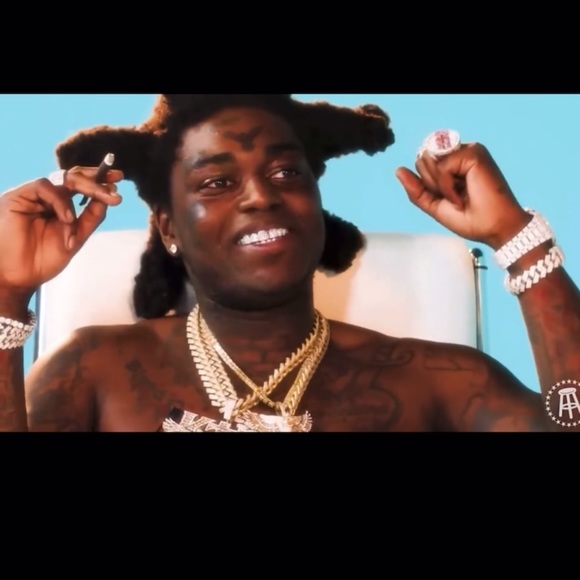 YooYoo00 Closet: Send Offers 🅿️oshmark - Picture 4 of 15